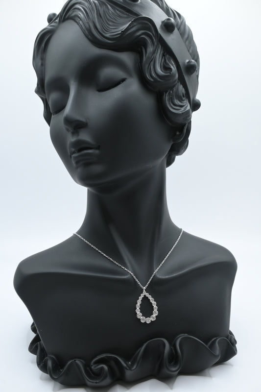 925 Ayar Gümüş Zirkon Taşlı Damla Kolye