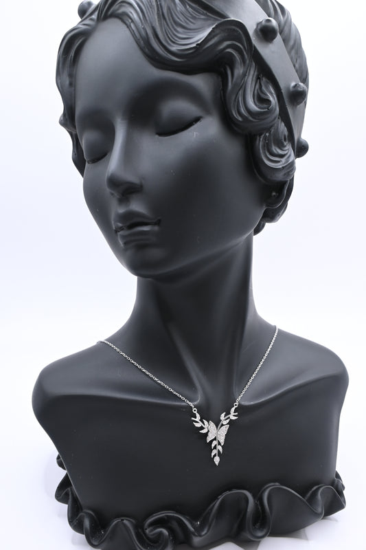 925 Ayar Gümüş Zirkon Taşlı Kelebek Kolye