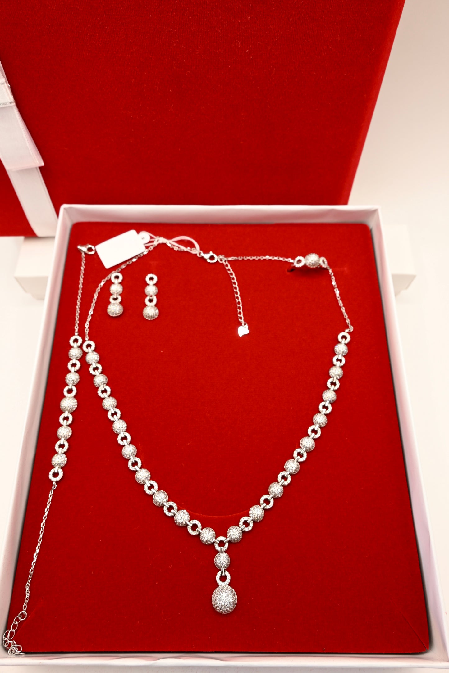 925 Ayar Gümüş Yuvarlak Model İthal Zirkon Taşlı Kolye, Bileklik, Küpe, Yüzük Düğün Takı Seti