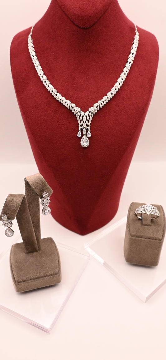 925 Ayar Gümüş Damla Kesim Set Zarif Takım