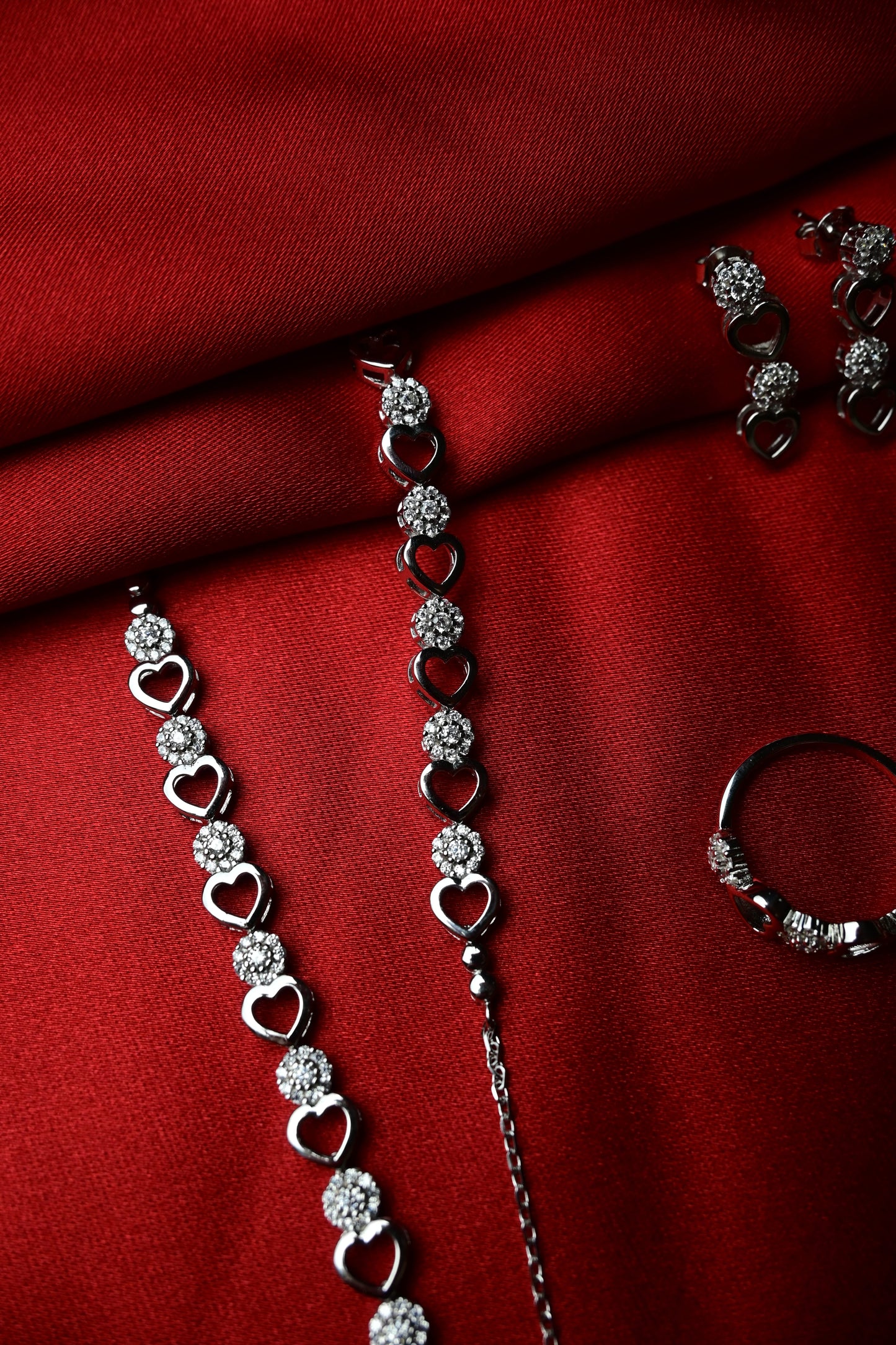 925 Ayar Gümüş Kalpli Zarif 4'lü Set